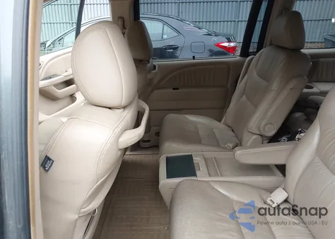 2005 Honda Odyssey Touring z USA, uszkodzony, nr VIN 5FNRL38855B114773